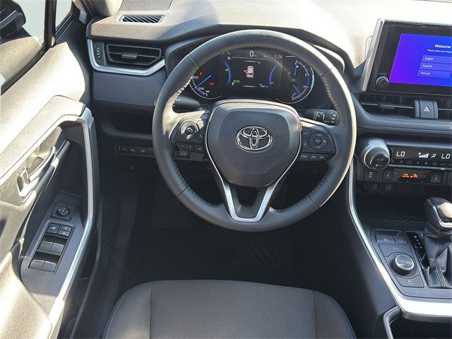 Used 2024 Toyota RAV4 SE w/ Convenience Package image 18