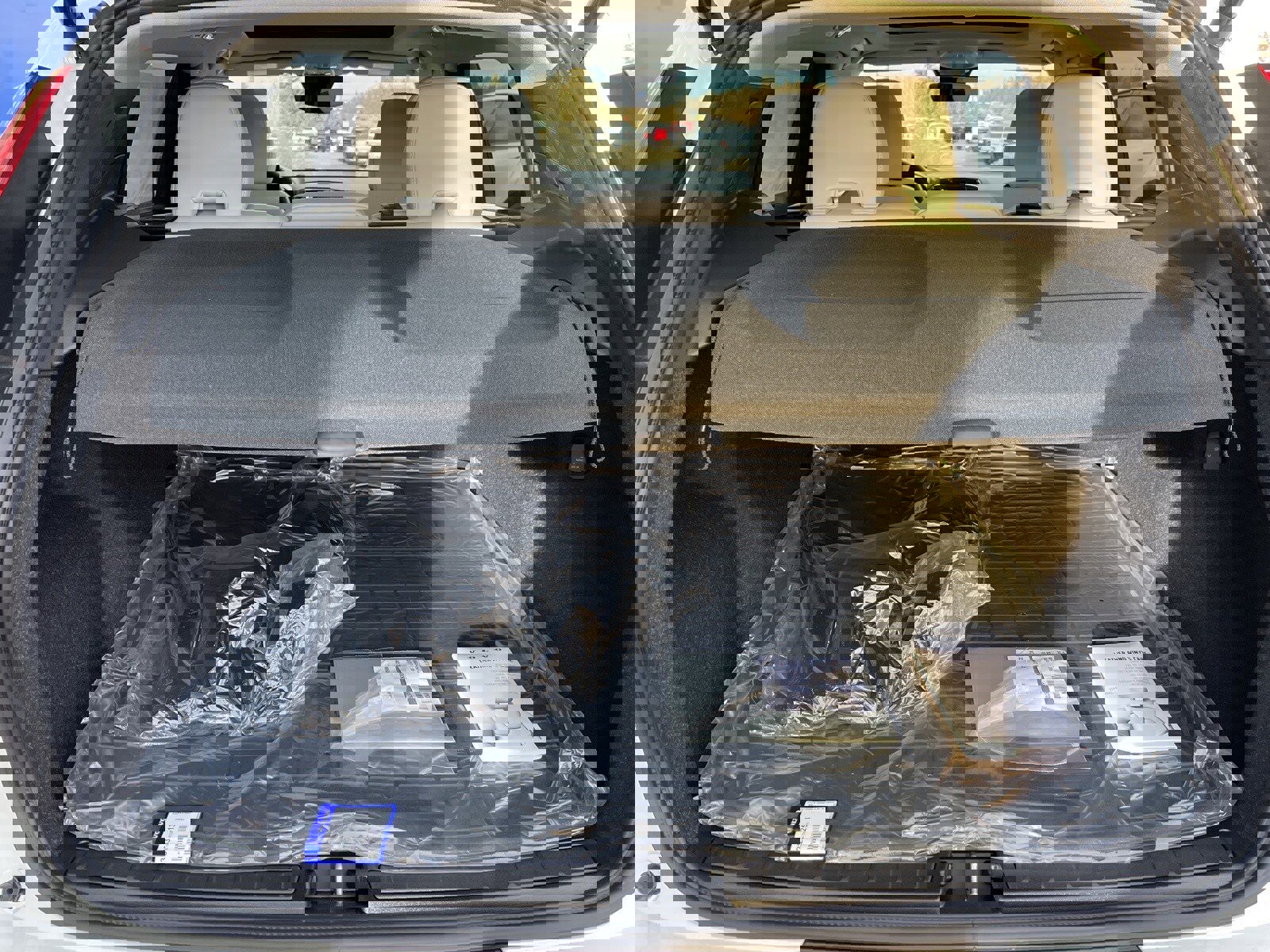 New 2026 Volvo XC40 B5 Ultra w/ Climate Package image 16