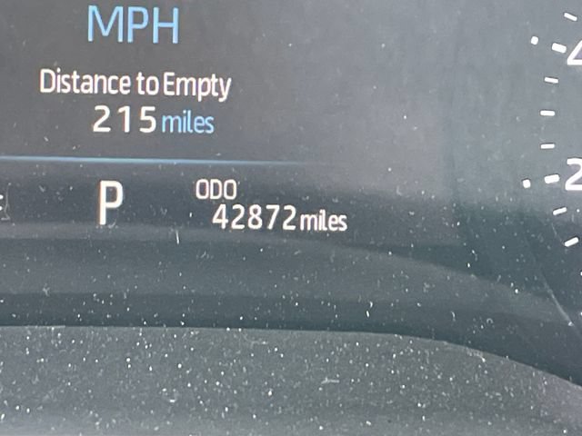 Used 2025 Toyota Sienna XLE FWD image 11
