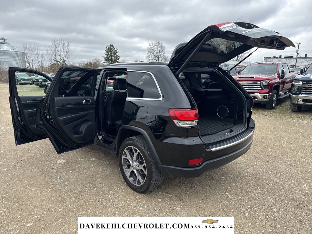 Used 2020 Jeep Grand Cherokee Limited w/ Luxury Group II image 28