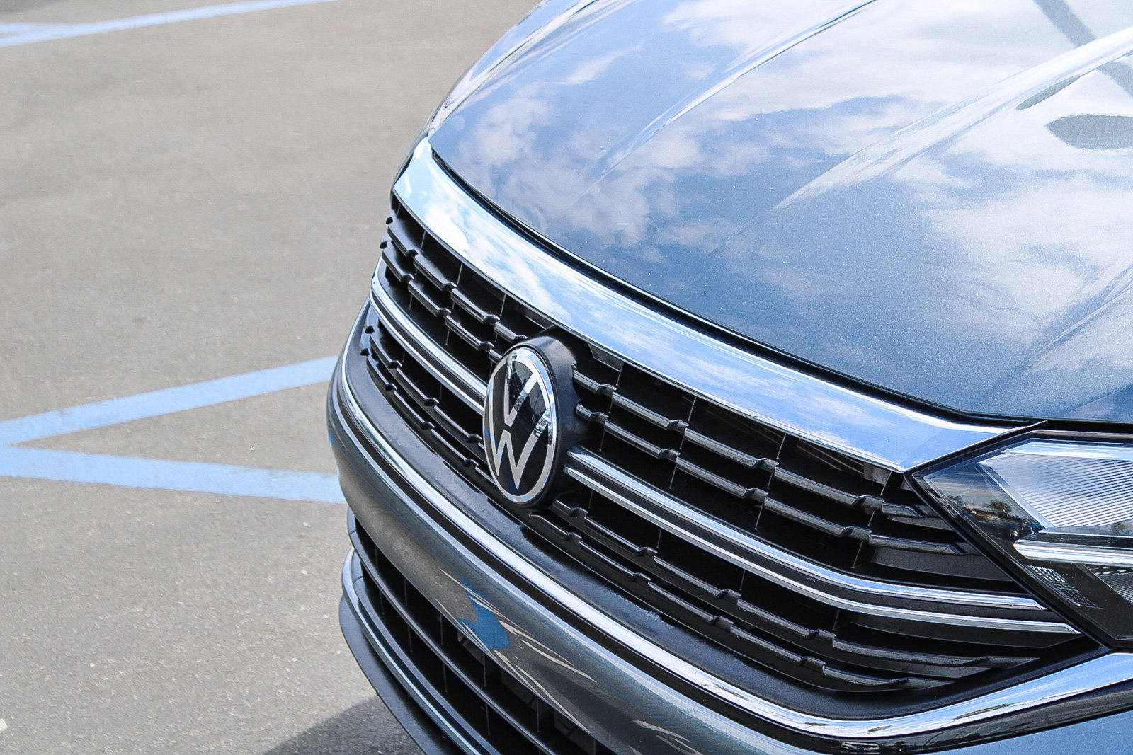 Used 2024 Volkswagen Jetta SE FWD image 6