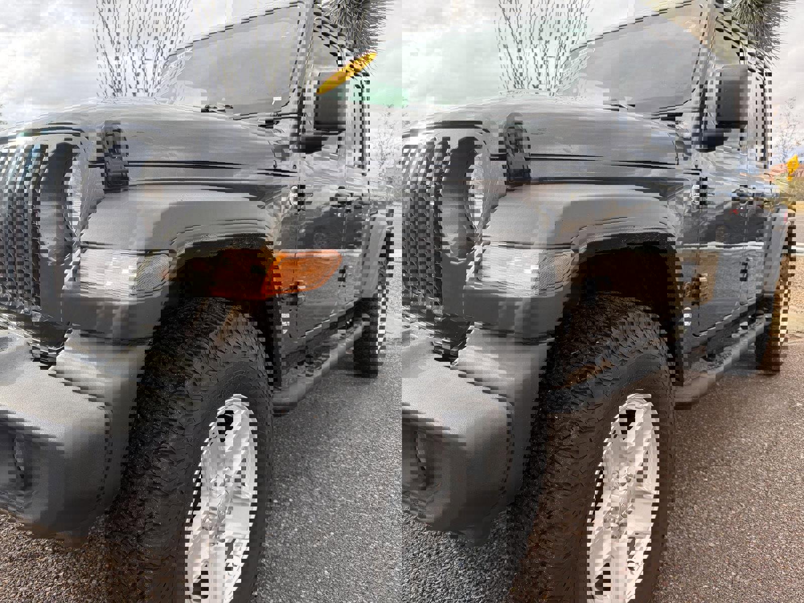 Used 2020 Jeep Gladiator Sport w/ Quick Order Package 24S image 13