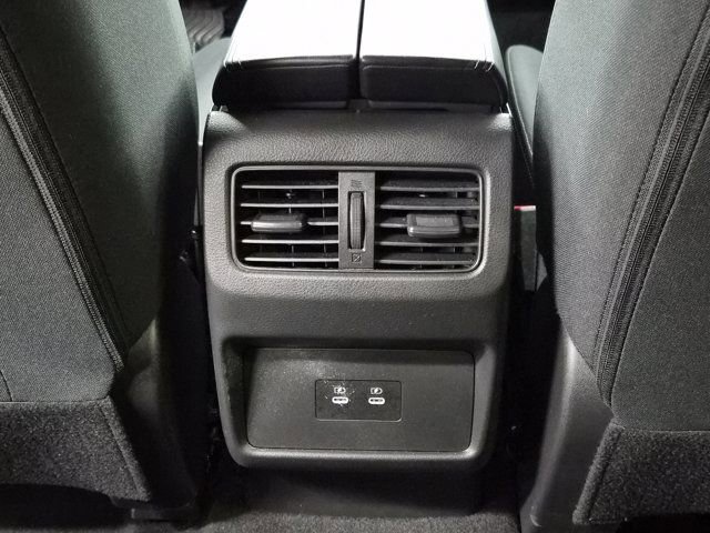 Used 2024 Nissan Rogue SV image 14