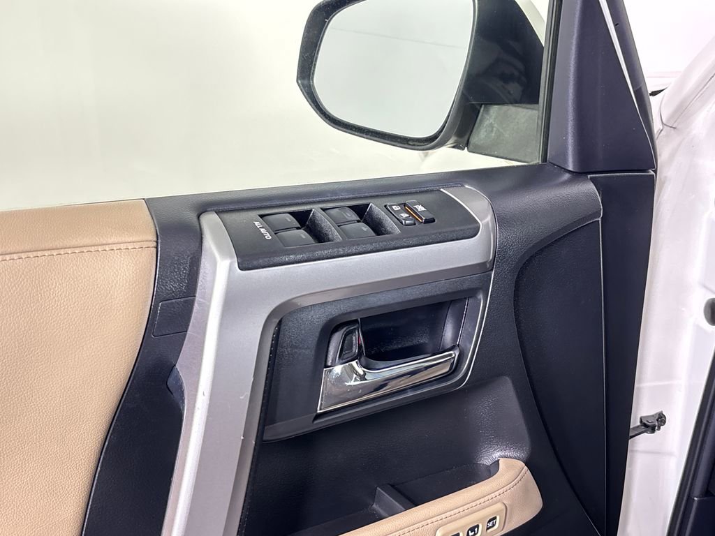 Certified 2021 Toyota 4Runner Limited AWD/4WD image 12