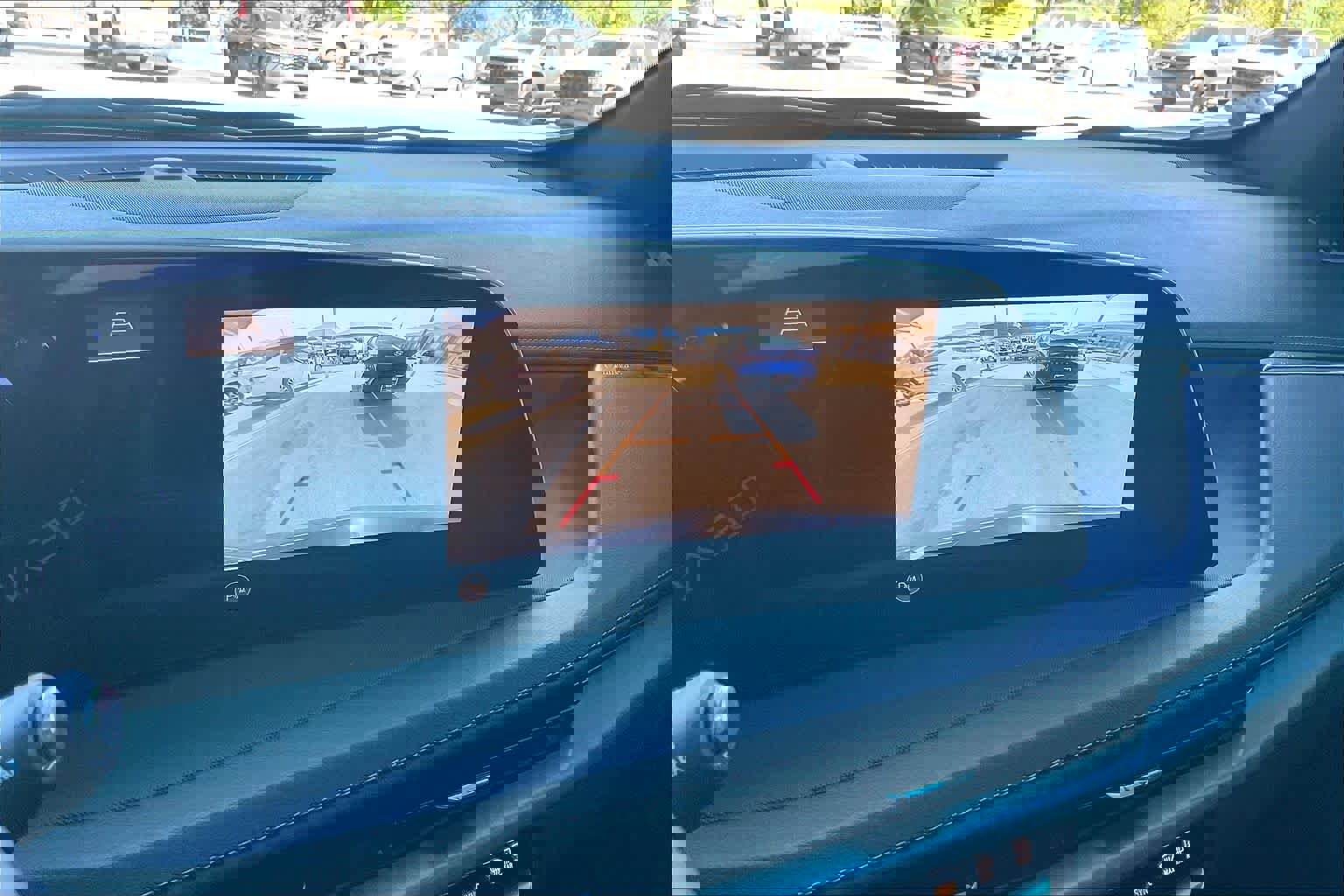 Used 2024 Cadillac XT4 Luxury w/ Cold Weather Package image 26