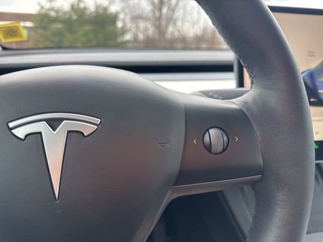 Used 2023 Tesla Model Y Long Range image 22