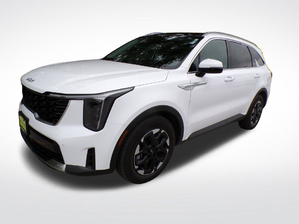 Used 2025 Kia Sorento S w/ Panoramic Sunroof Package FWD image 2