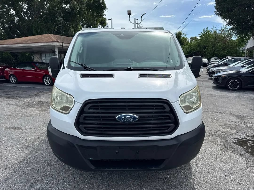 Used 2017 Ford Transit 250 130 Low Roof RWD image 2