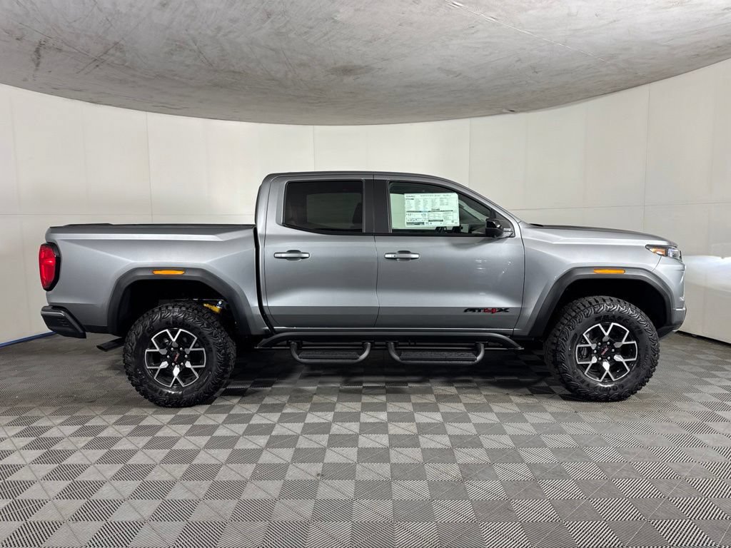 New 2026 GMC Canyon AT4X w/ LPO, Black Badging Package AWD/4WD image 5