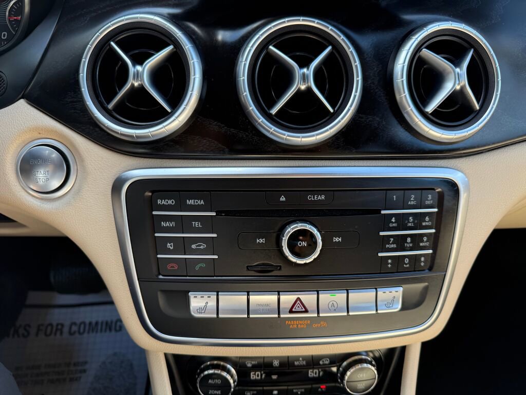 Used 2019 Mercedes-Benz CLA 250 4MATIC image 17