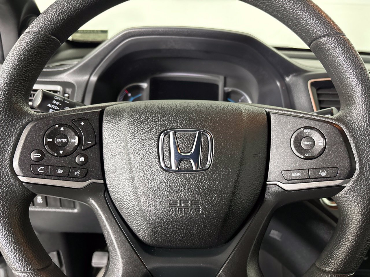 Used 2022 Honda Pilot Sport image 11