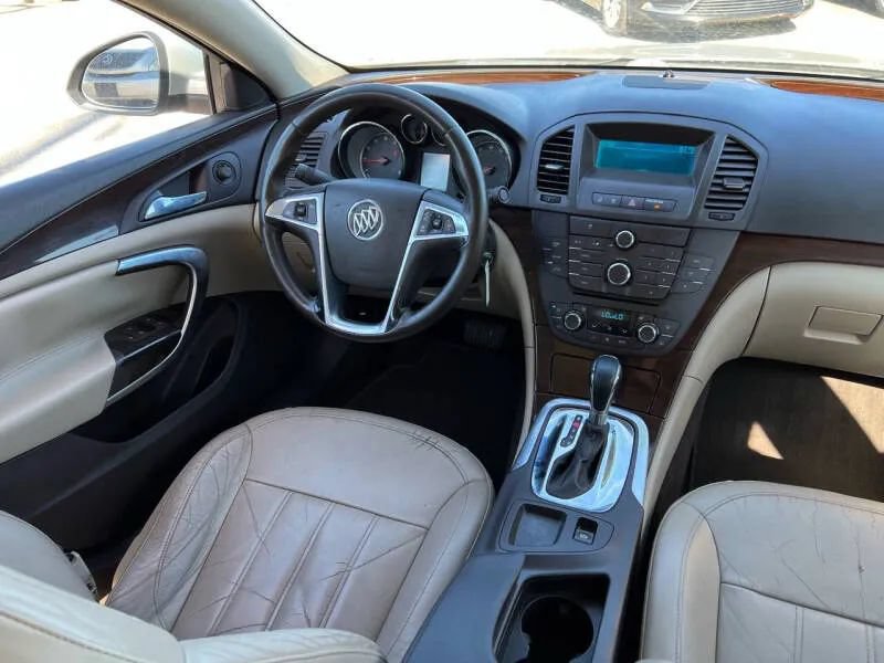 Used 2011 Buick Regal CXL FWD image 14
