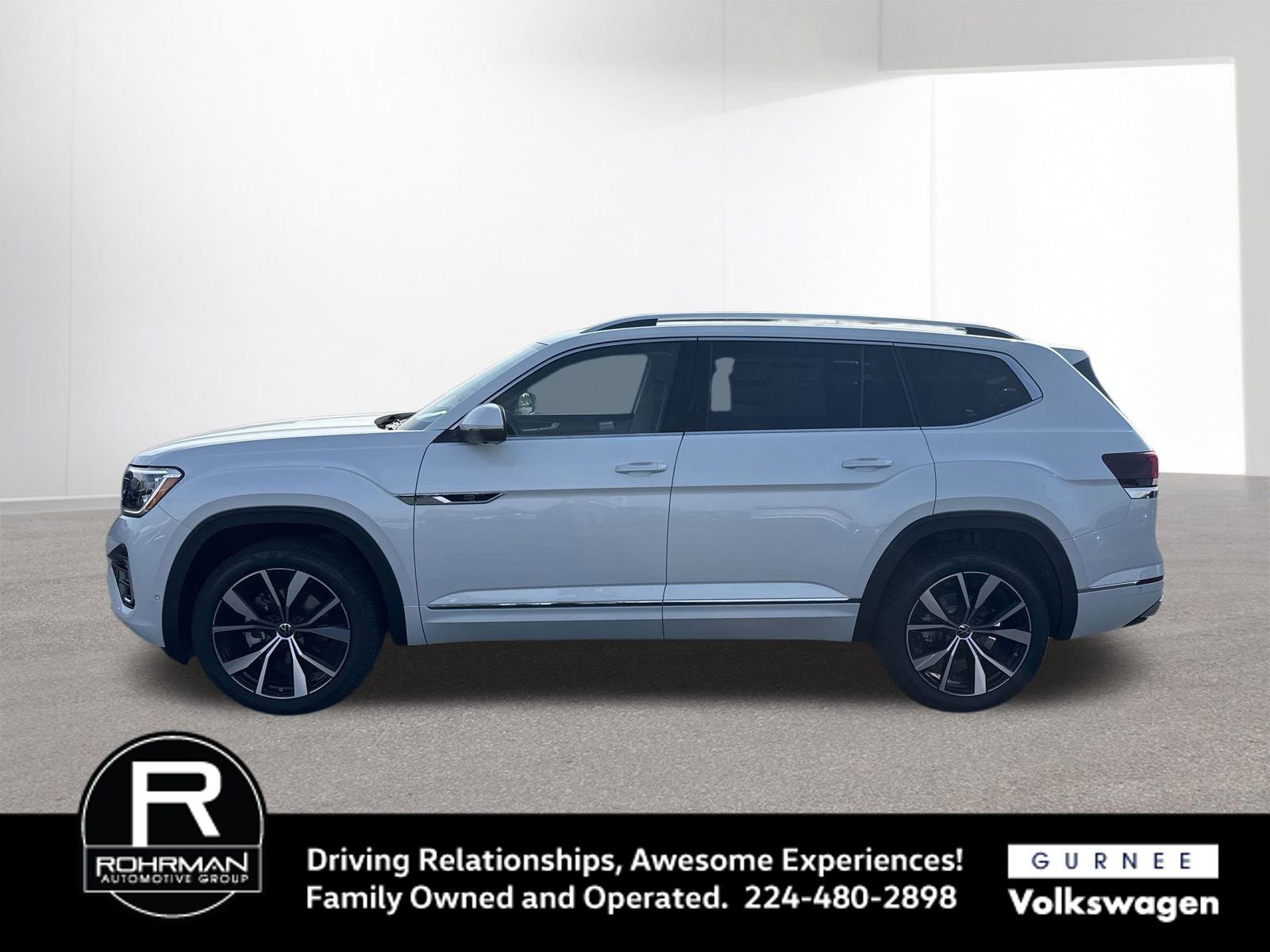 New 2026 Volkswagen Atlas SEL Premium R-Line image 5