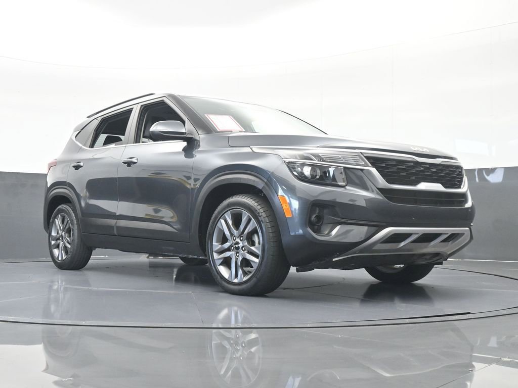 Used 2023 Kia Seltos S w/ Navigation Package image 62