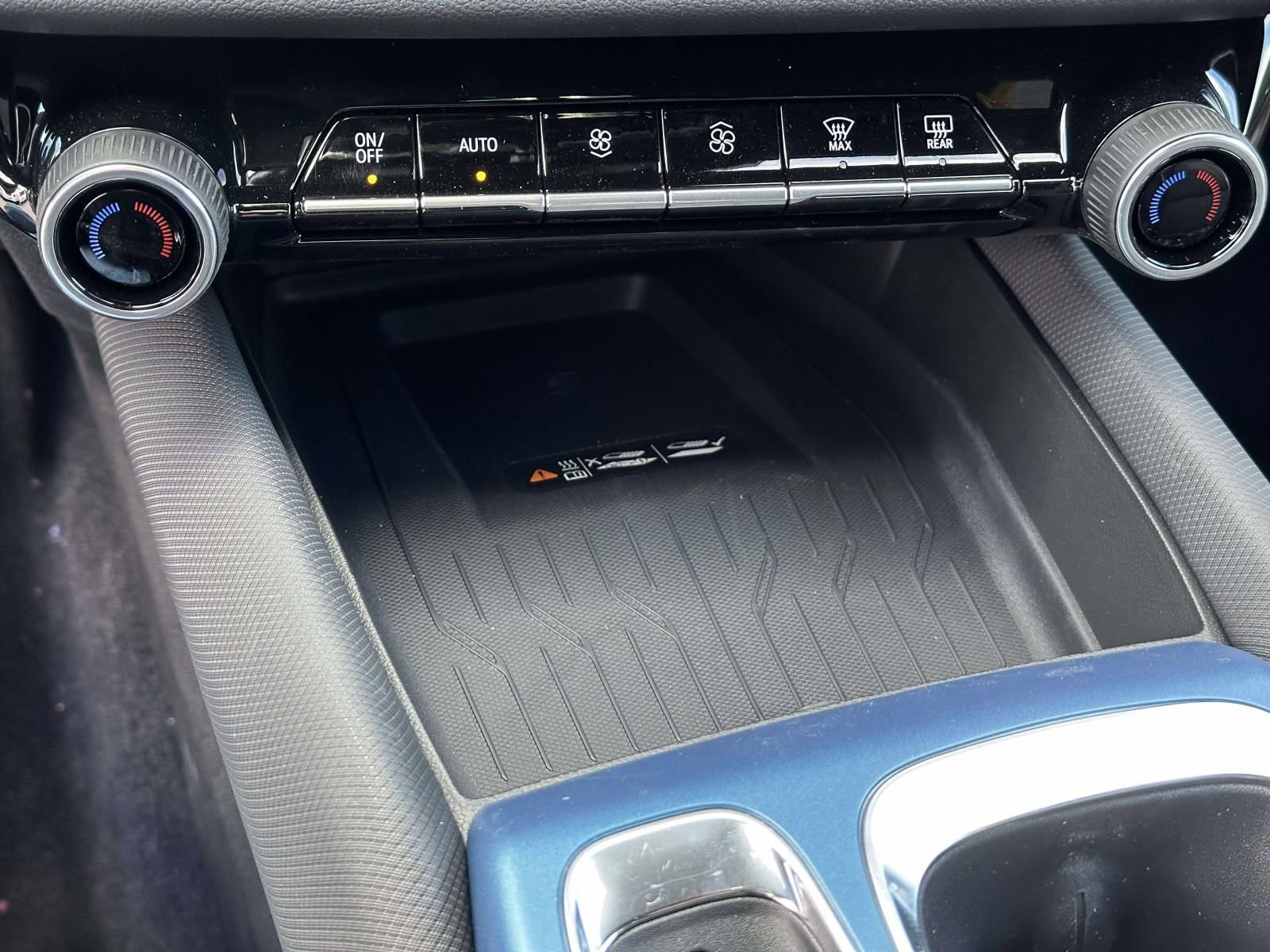 New 2026 Chevrolet Equinox EV LT w/ Convenience Package II image 12