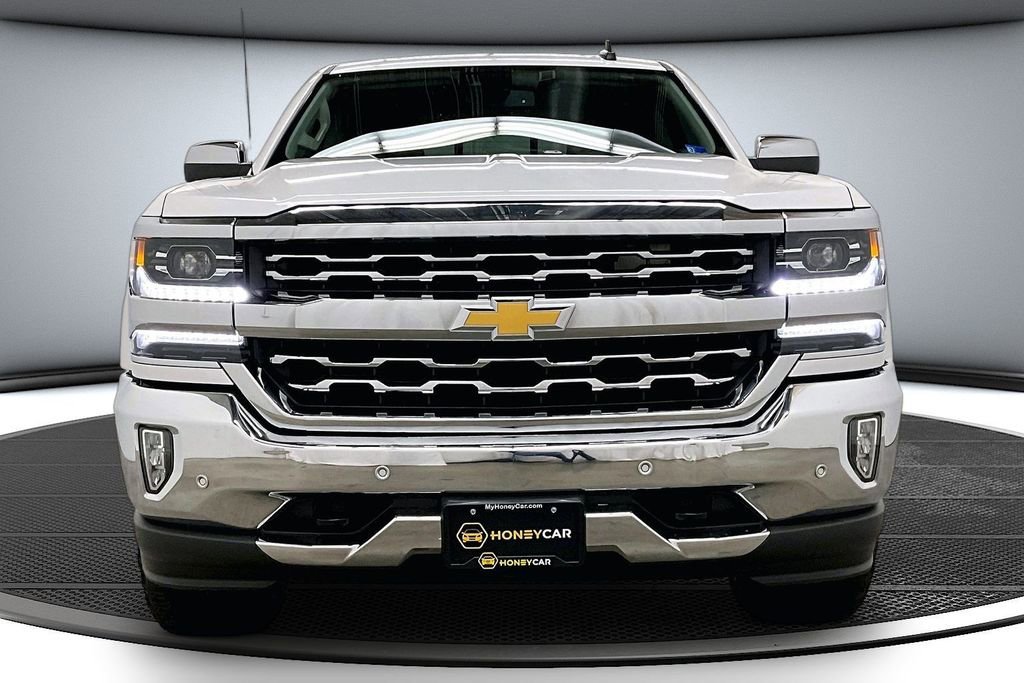 Used 2018 Chevrolet Silverado 1500 LTZ w/ Sport Package image 2