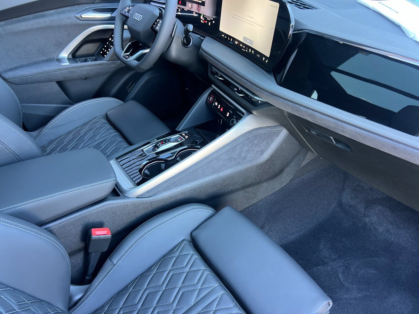 New 2026 Audi SQ5 Premium Plus AWD/4WD image 16