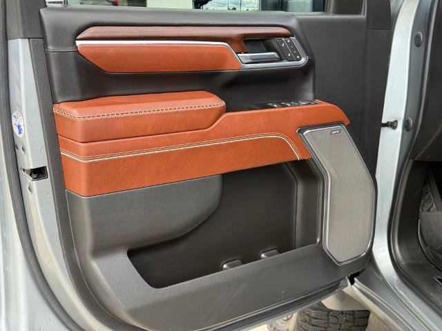 Used 2024 GMC Sierra 2500 Denali Ultimate image 16