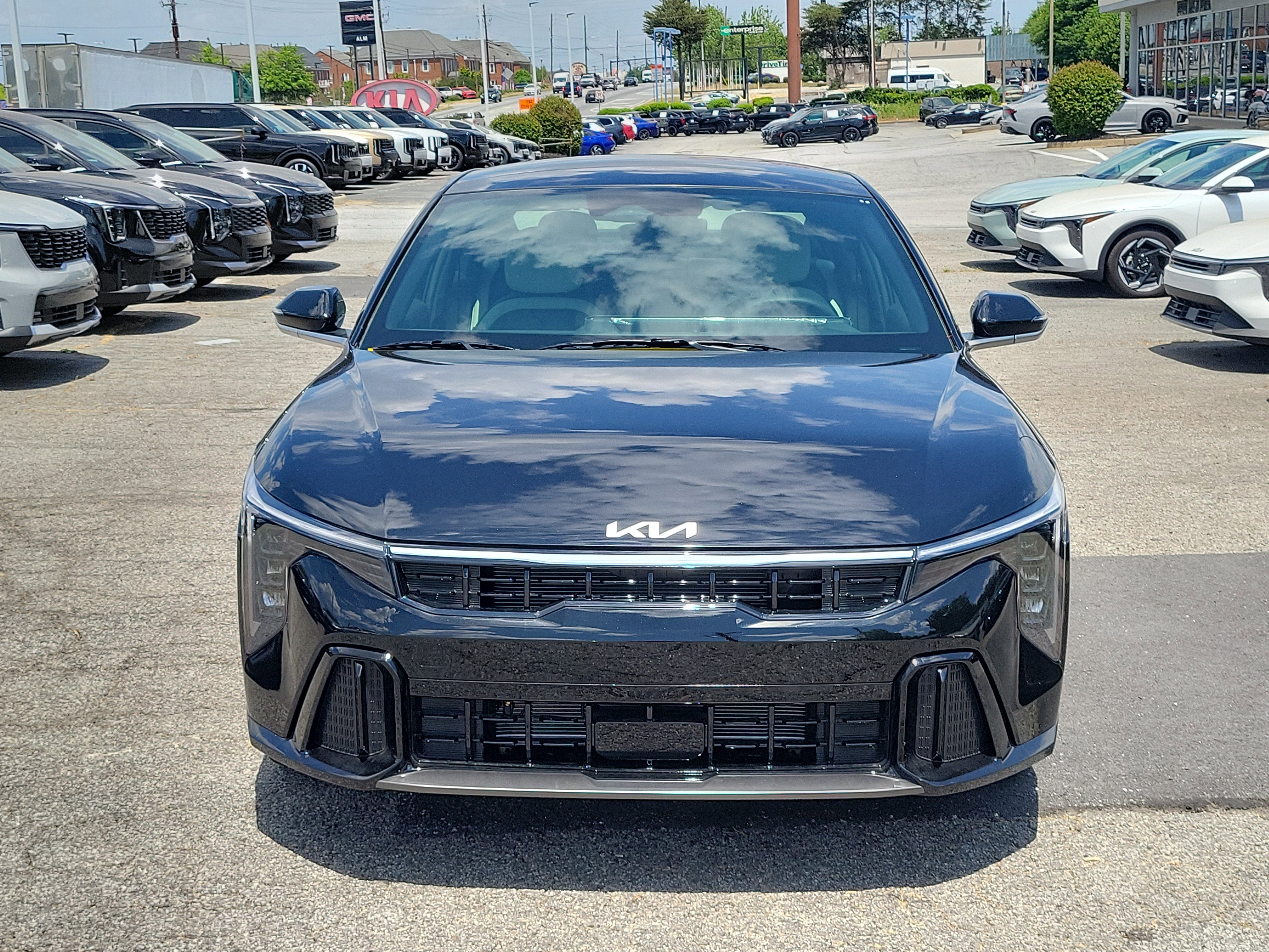 New 2026 Kia K4 GT-Line FWD image 2