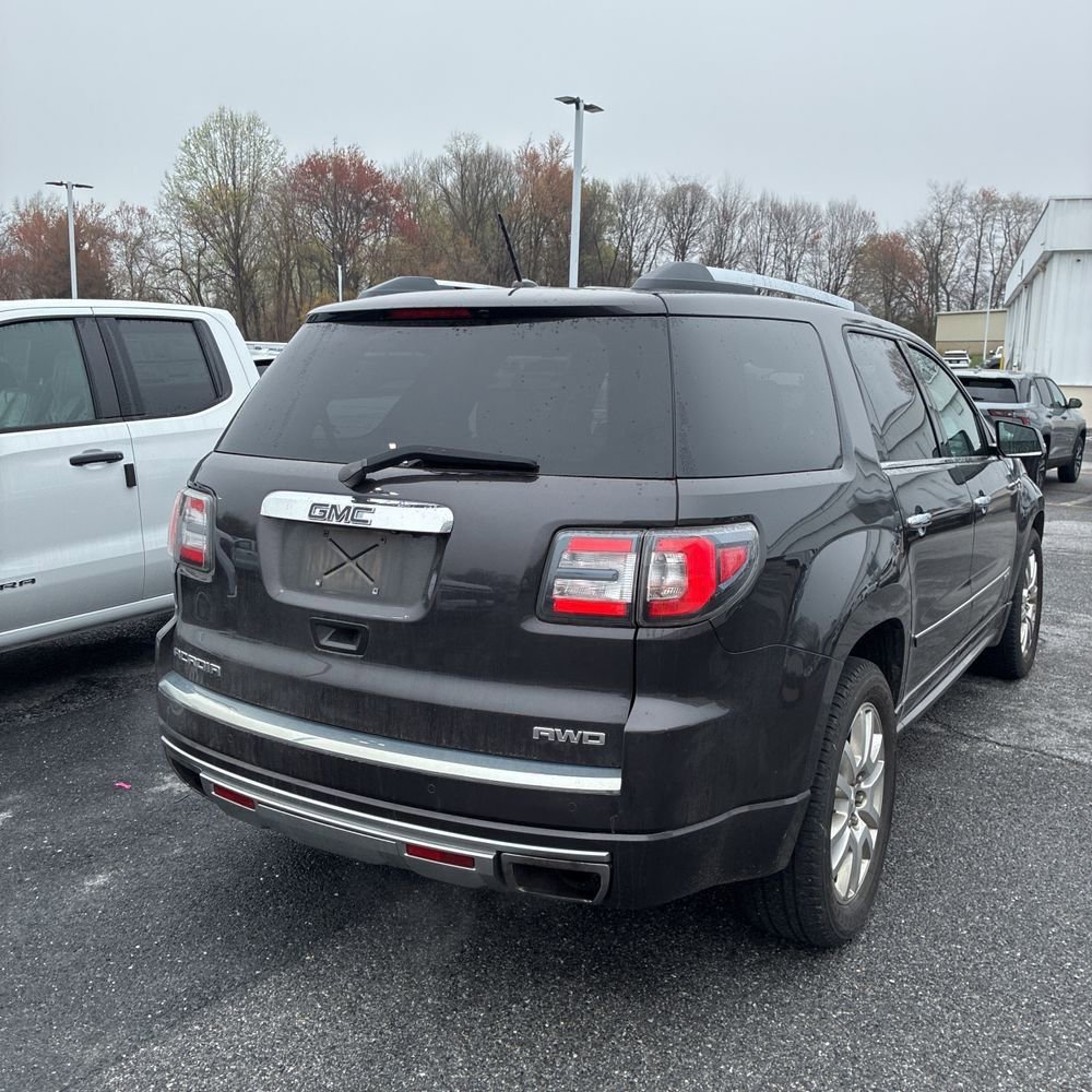 Used 2015 GMC Acadia Denali image 3