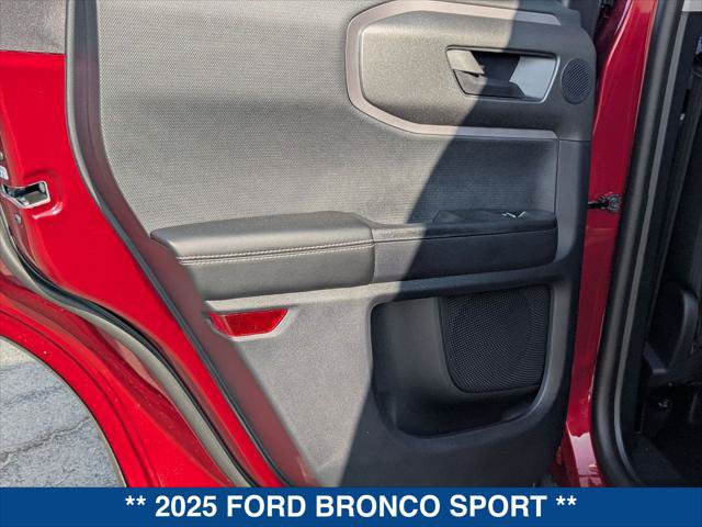 New 2025 Ford Bronco Sport Outer Banks w/ Sasquatch Outer Banks Package AWD/4WD image 17