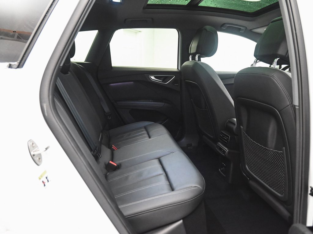 Used 2022 Audi Q4 e-tron Premium Plus w/ Premium Plus image 29