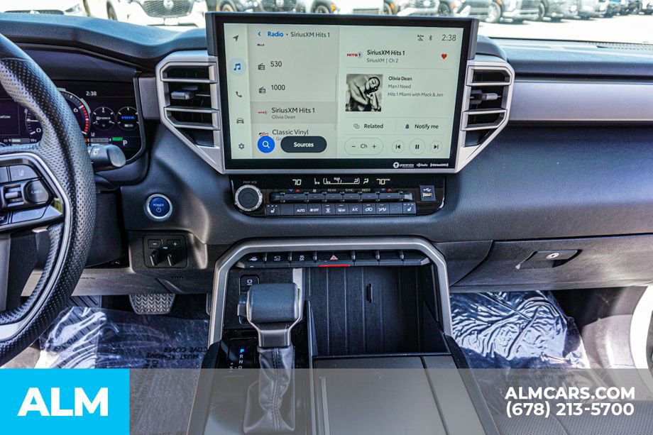 Used 2024 Toyota Sequoia SR5 w/ SR5 Premium Package AWD/4WD image 41