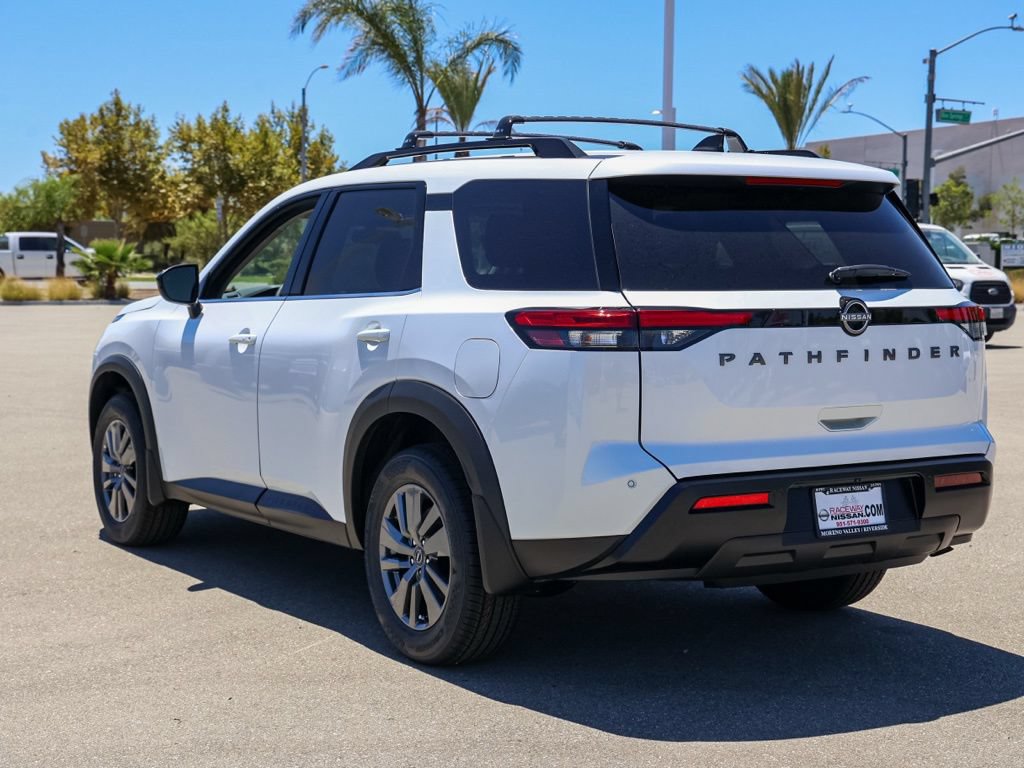 New 2026 Nissan Pathfinder SV w/ Cargo Package FWD image 6