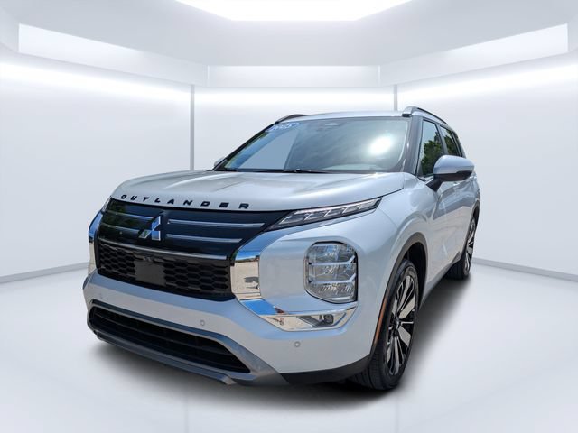 Used 2025 Mitsubishi Outlander SE FWD image 7