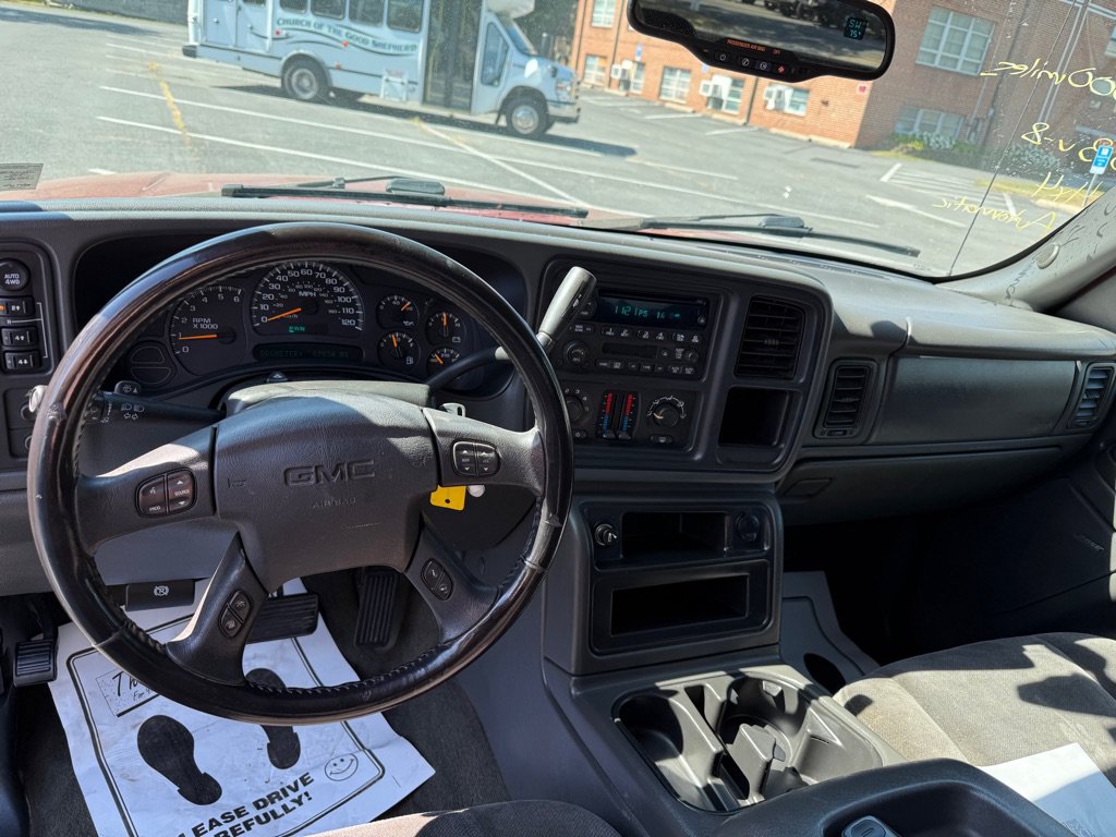 Used 2005 GMC Sierra 1500 SLE w/ Safe And Sound Package AWD/4WD image 6