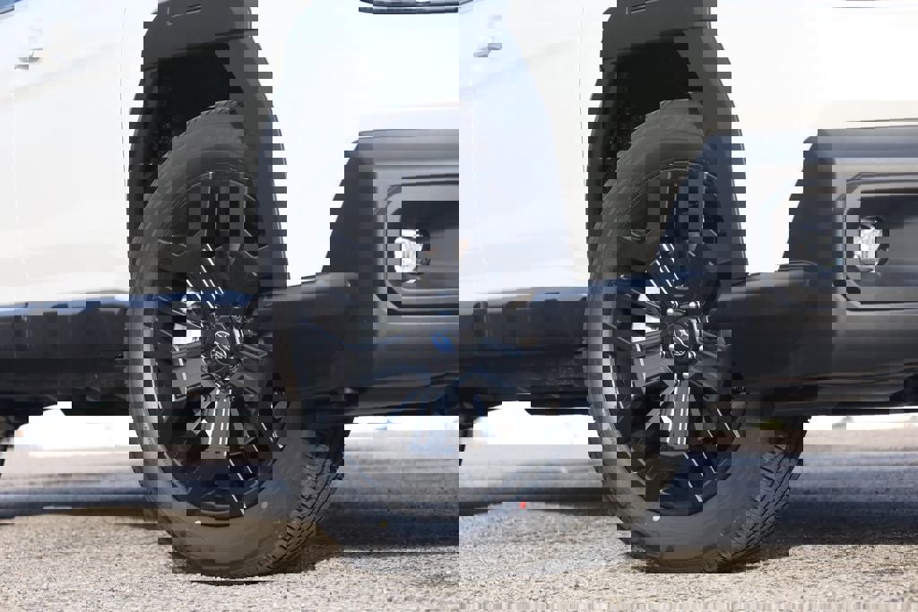 New 2026 Subaru Outback Limited XT image 3