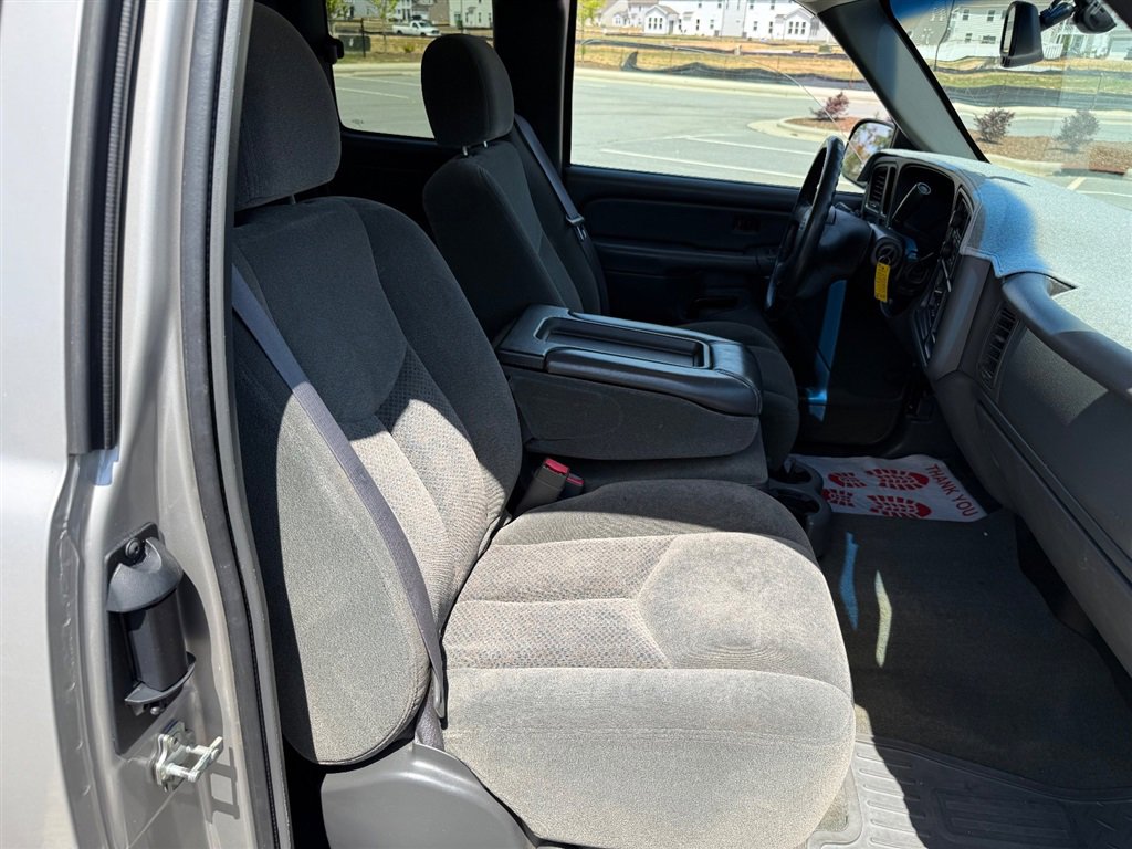 Used 2004 Chevrolet Silverado 1500 LS RWD image 24