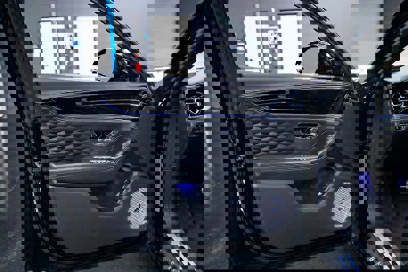 Used 2022 Bentley Flying Spur W12 image 37