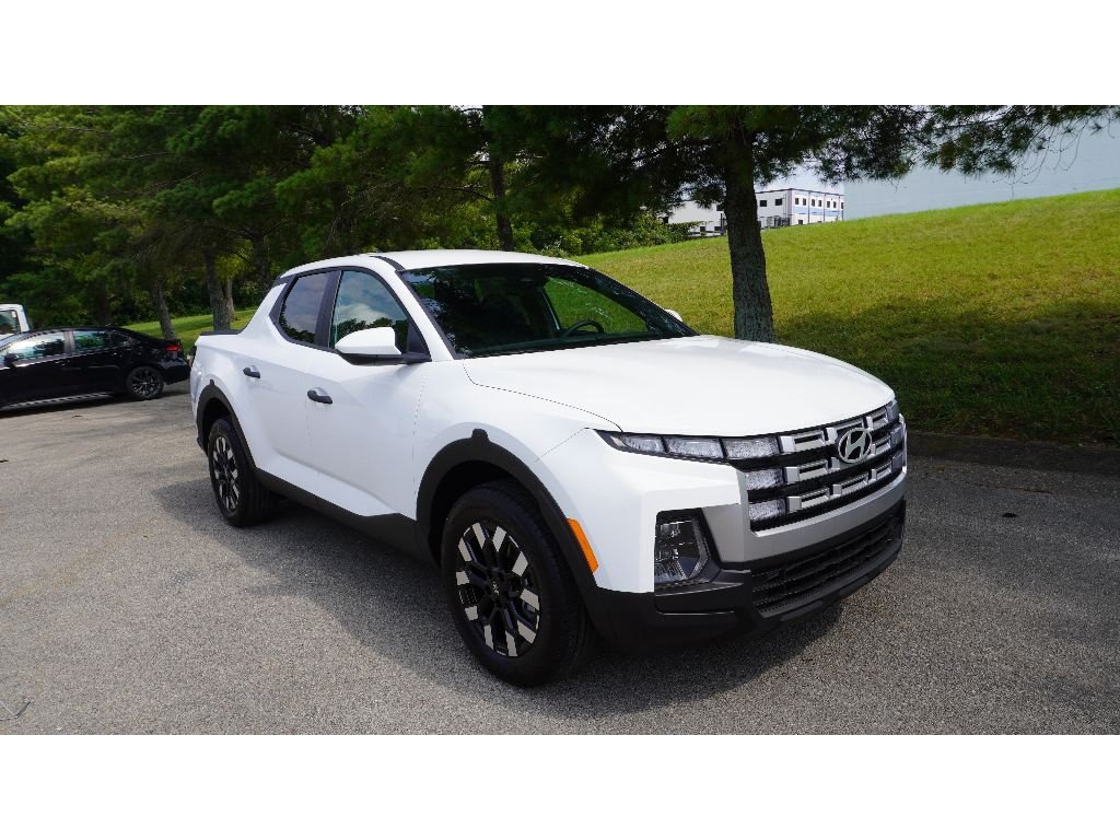 New 2027 Hyundai Santa Cruz SE FWD image 1