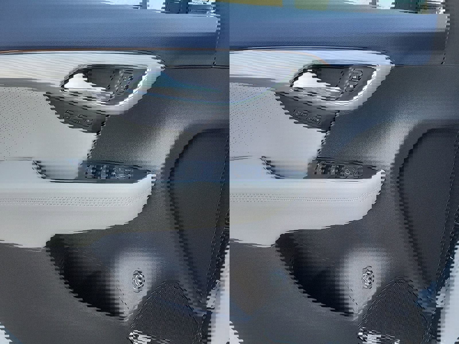 New 2026 Buick Envision Avenir image 14