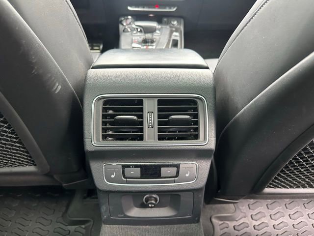 Used 2018 Audi SQ5 Premium Plus w/ Navigation Package AWD/4WD image 35