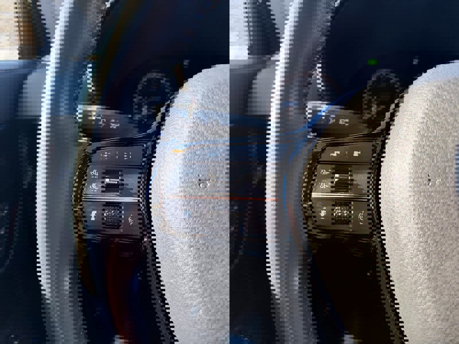 Used 2024 Honda CR-V EX-L image 21