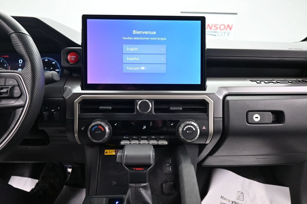 Used 2024 Toyota Tacoma TRD Sport AWD/4WD image 21