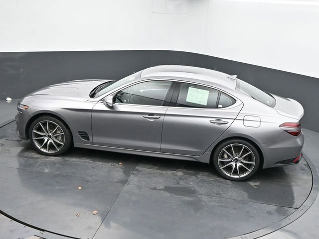 Used 2025 Genesis G70 2.5T image 39