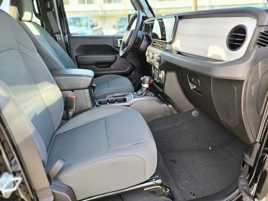 New 2026 Jeep Gladiator Sport image 7