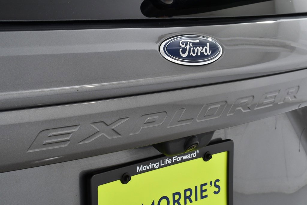 Used 2023 Ford Explorer XLT w/ Equipment Group 202A image 24