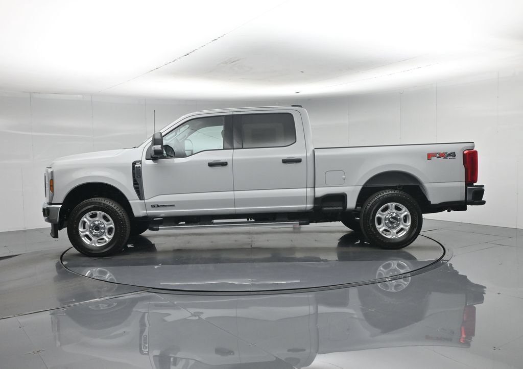 New 2026 Ford F250 XLT w/ FX4 Off-Road Package AWD/4WD image 28