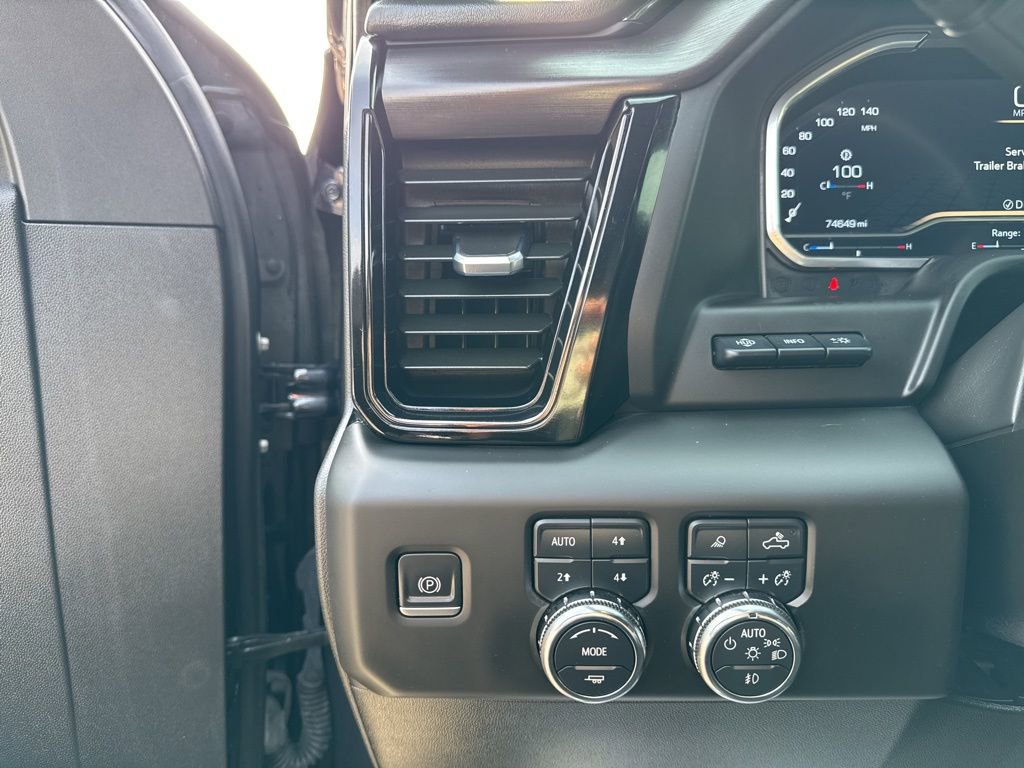 Used 2023 GMC Sierra 1500 AT4 w/ AT4 Premium Package image 12