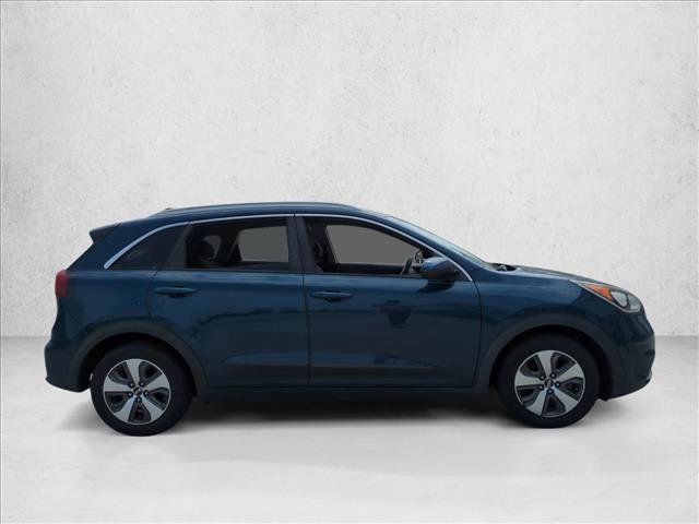 Used 2017 Kia Niro LX FWD image 4