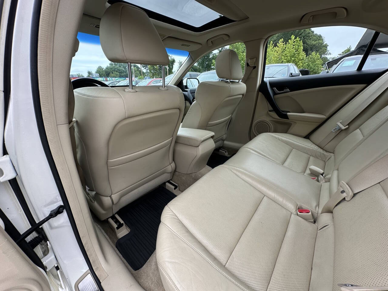 Used 2010 Acura TSX Sedan FWD image 11