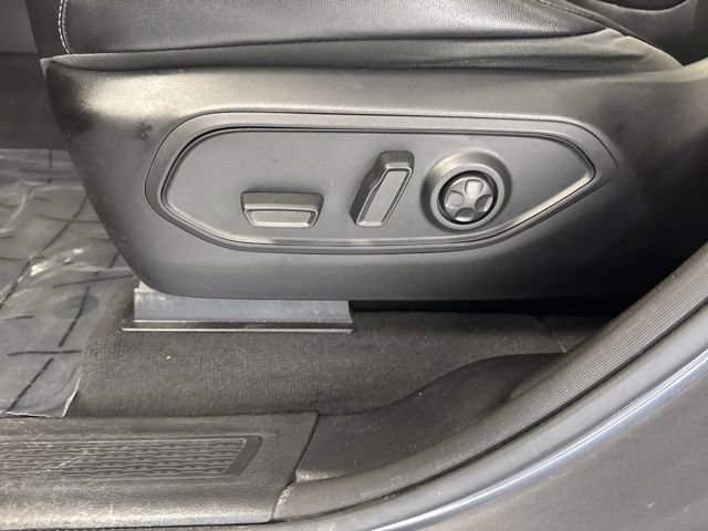 Used 2023 Jeep Grand Cherokee 4WD 4xe image 17