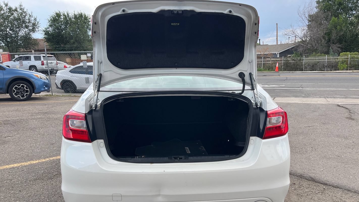 Used 2017 Subaru Legacy 2.5i Sport AWD/4WD image 22