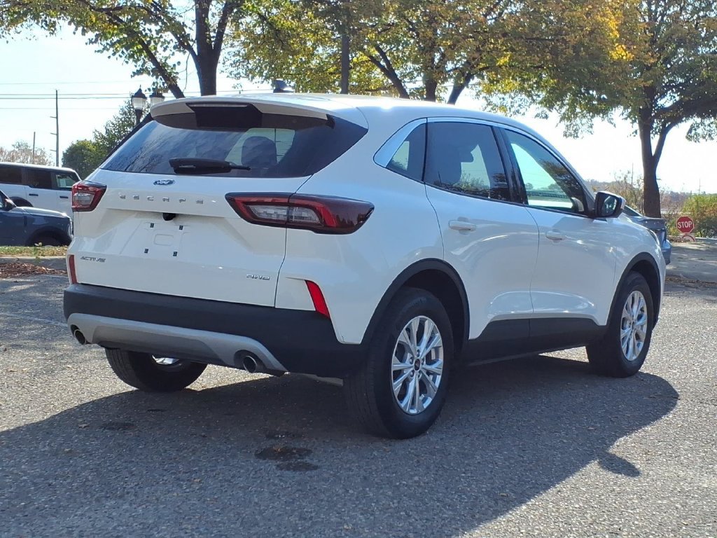 Used 2023 Ford Escape Active w/ Tech Pack #2 AWD/4WD image 5