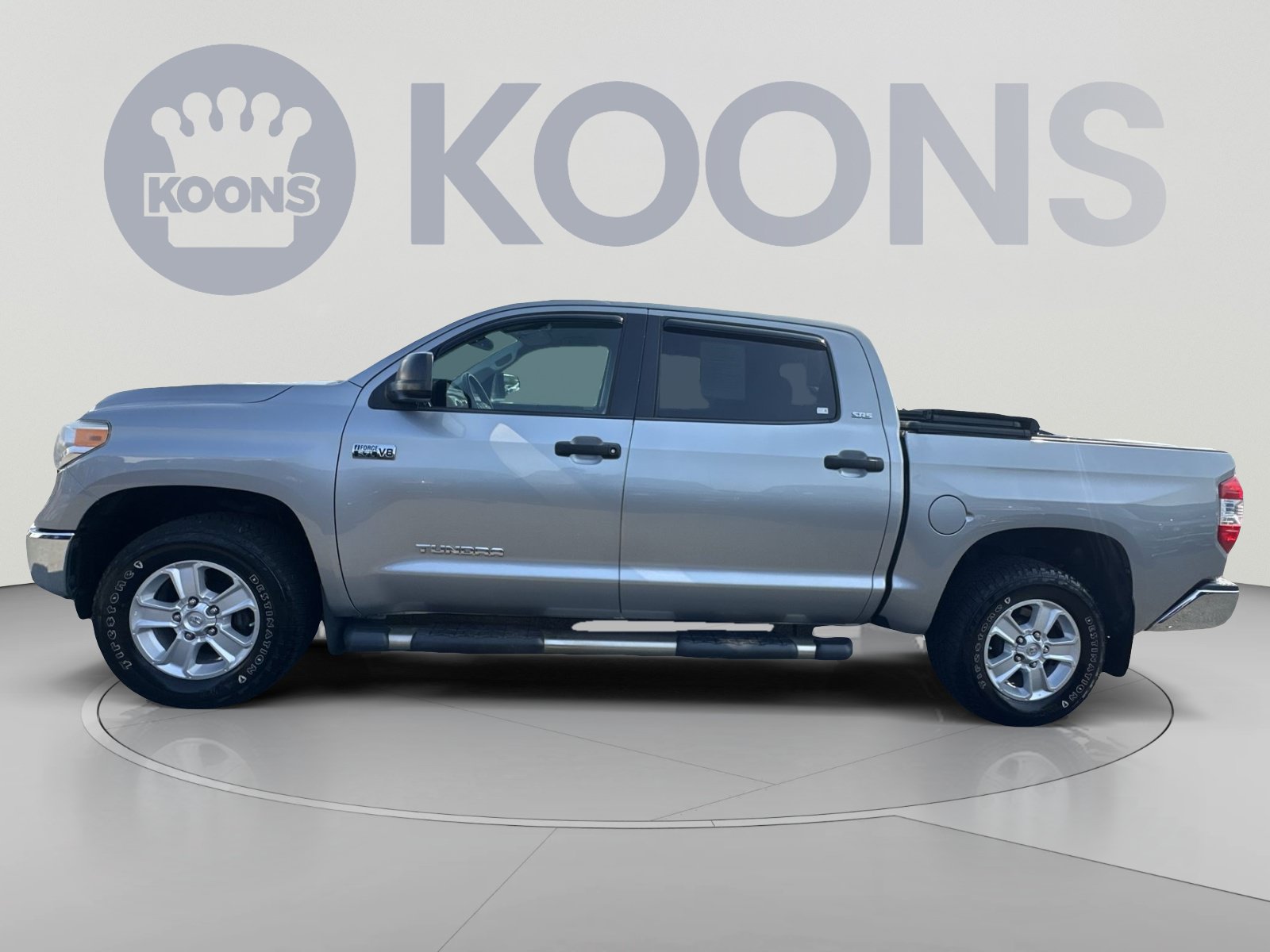 Used 2017 Toyota Tundra SR5 w/ SR5 Upgrade Package AWD/4WD image 13