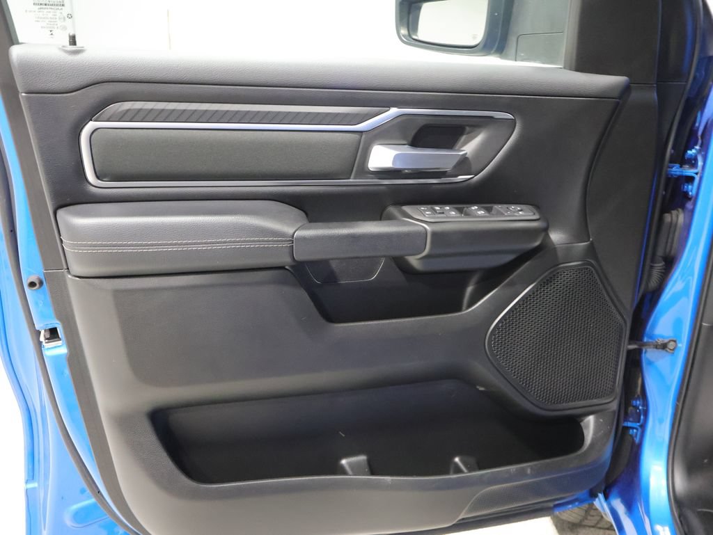 Used 2025 RAM 1500 Big Horn AWD/4WD image 13